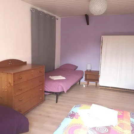 Сasa de vacaciones Eco-gîte De L'etang Présent Hornaing